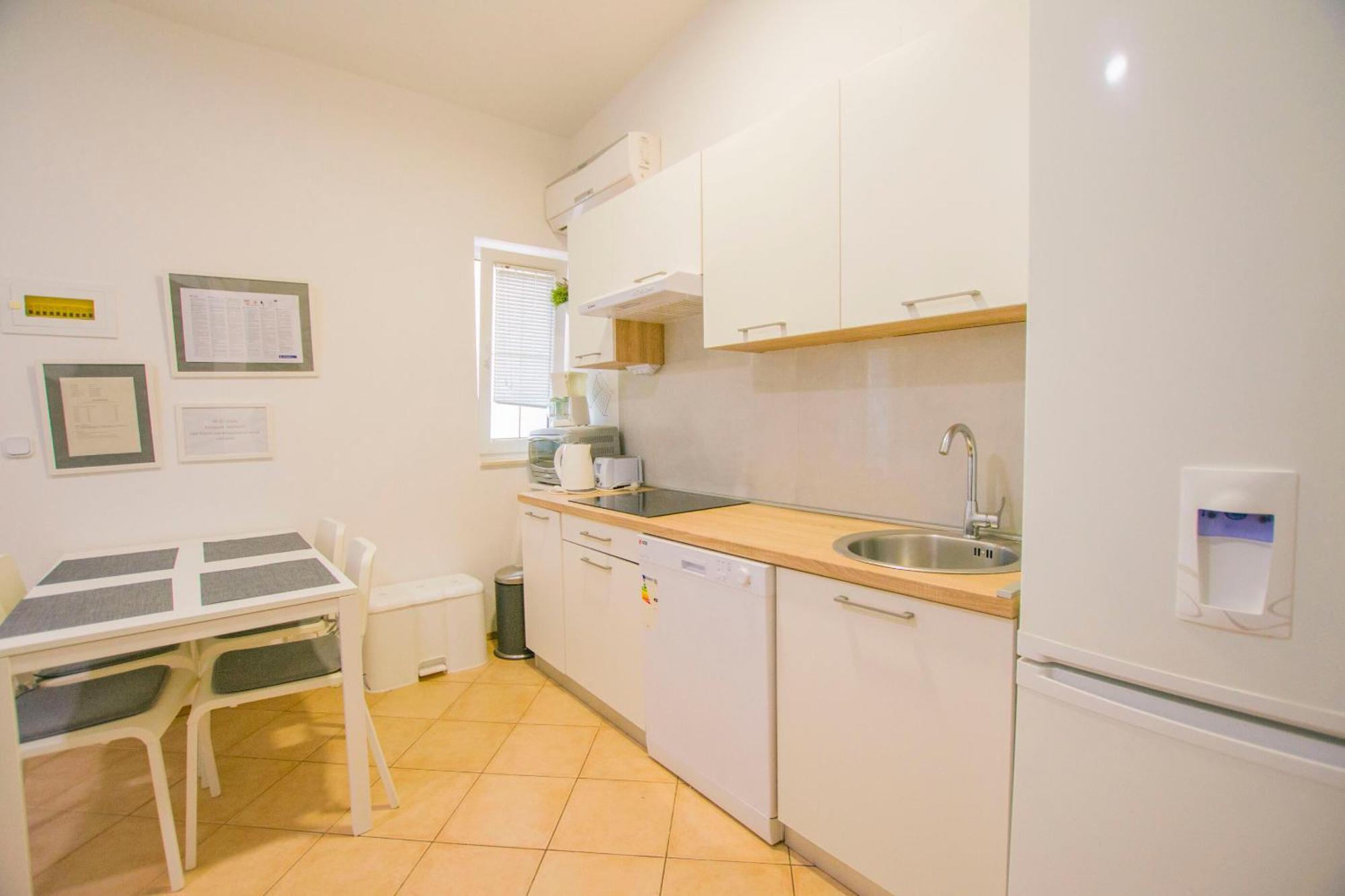 Apartments Josip Drage Esterno foto