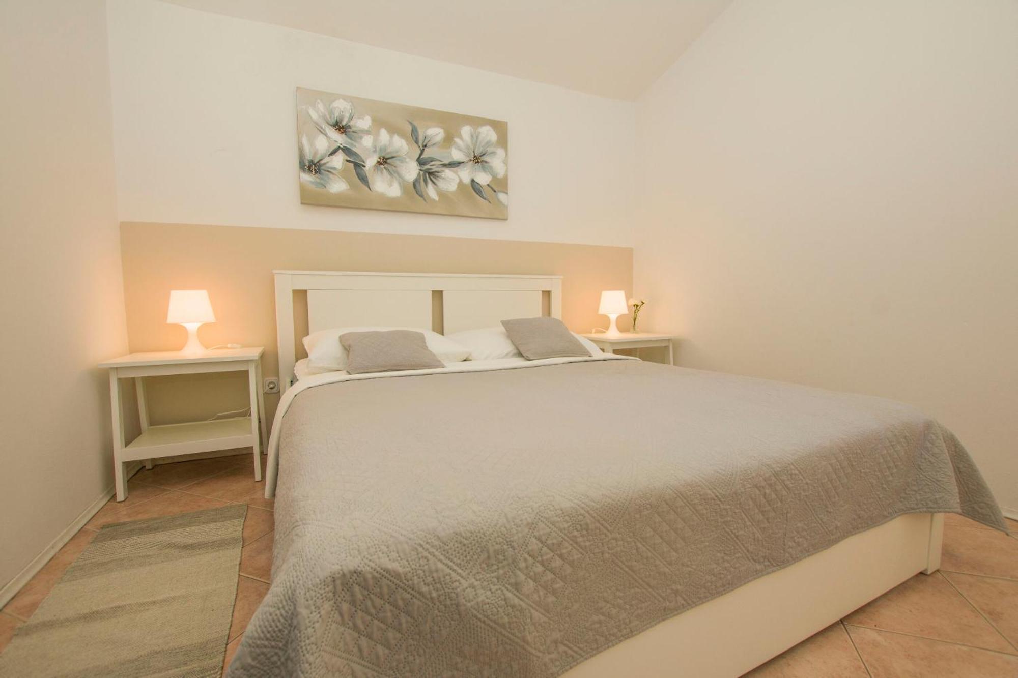 Apartments Josip Drage Esterno foto